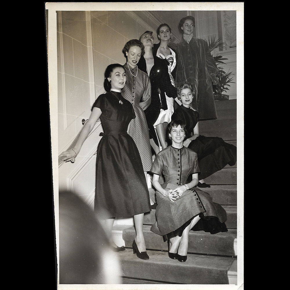 Christian Dior - Des mannequins partent pour le Japon (1953)