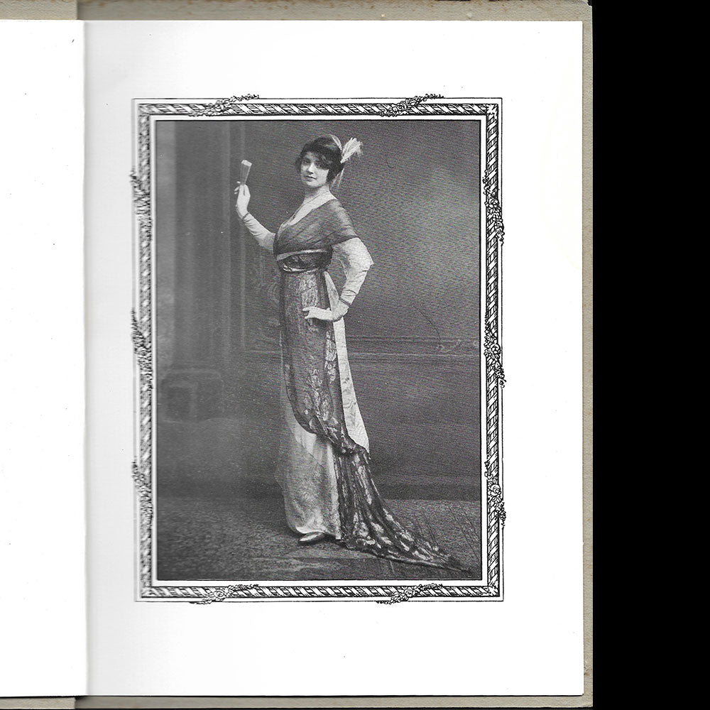 Kate Reily - Dressing England's Gentlewomen, 11 & 12 Dover Street Londres (1913)