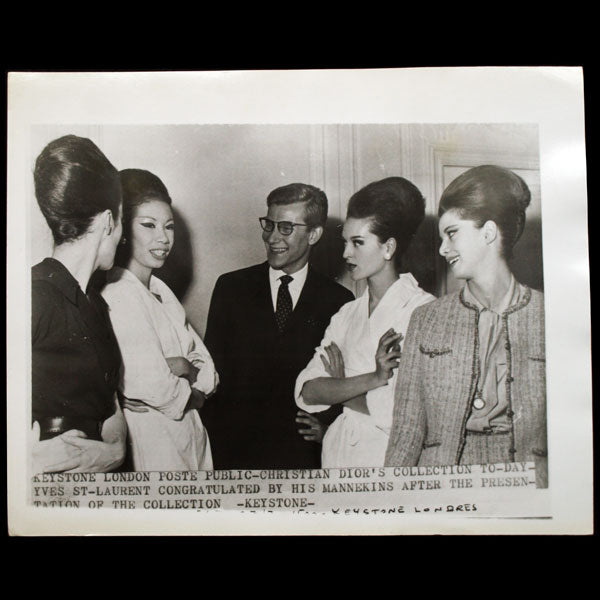 Yves Saint Laurent et ses mannequins chez Christian Dior (1959 et 1960)