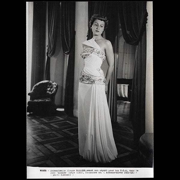 Worth - Robe Ainoha, portée par Claude Nollier, photographie de Roger Schall (1951)