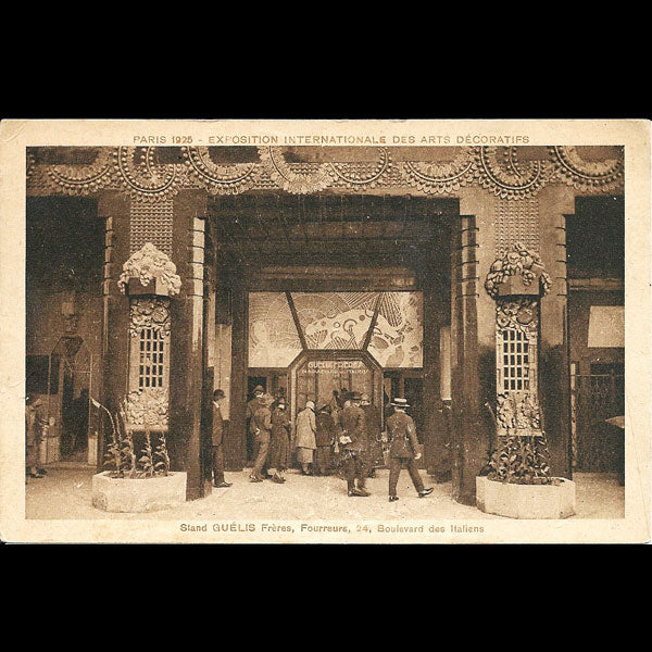 Guelis Frères - Stand du fourreur à l'Exposition internationale des Arts Décoratifs et Industriels (1925)