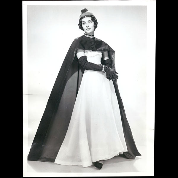 Balenciaga - Cape du soir de Cristobal Balenciaga pour 1950