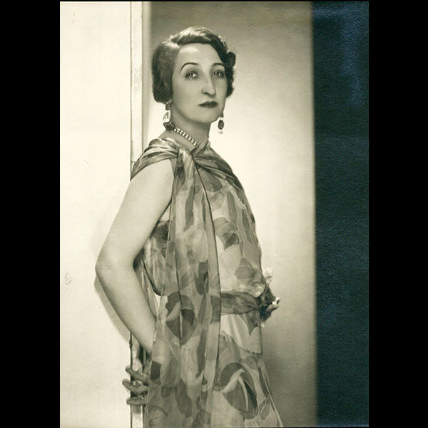Worth - Portrait de René Scudamore, une des personnalités de la maison de couture (1931)