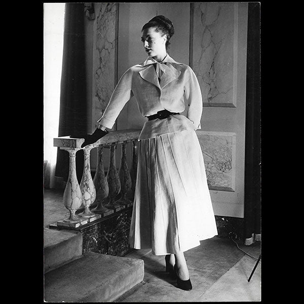 Marcel Rochas - Tailleur paille (1948)