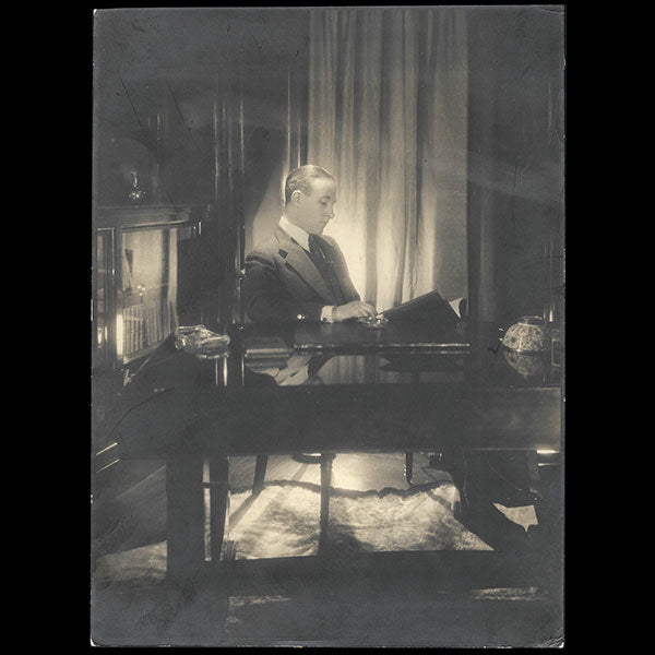 Jean Patou - Portrait photographique du couturier par Thérèse Bonney (1924)