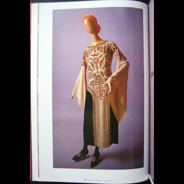 Inventive clothes, édition japonaise (1975), exemplaire de Sir Roy Strong