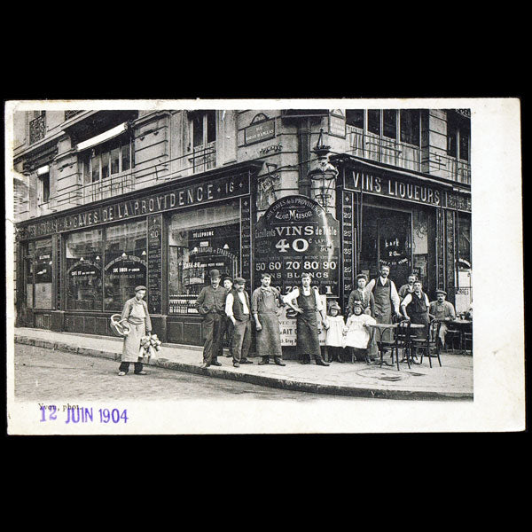 Les Caves de la Providence, maison Jeanne Lanvin, 22 rue du Faubourg Saint-Honoré à Paris (1904)