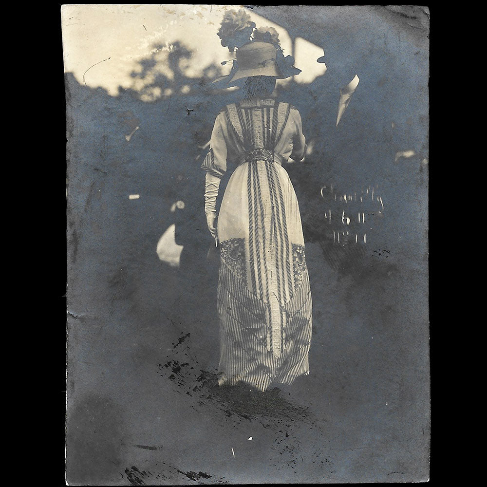 Paul Géniaux - La mode aux courses de Chantilly, réunion de 4 photographies (1911)