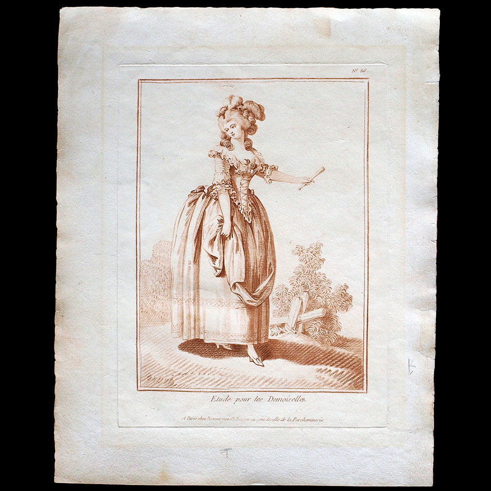 Elégante se promenant, gravure de mode de la suite Etude pour les Demoiselles d'après Jean-Baptiste Huet (1783)