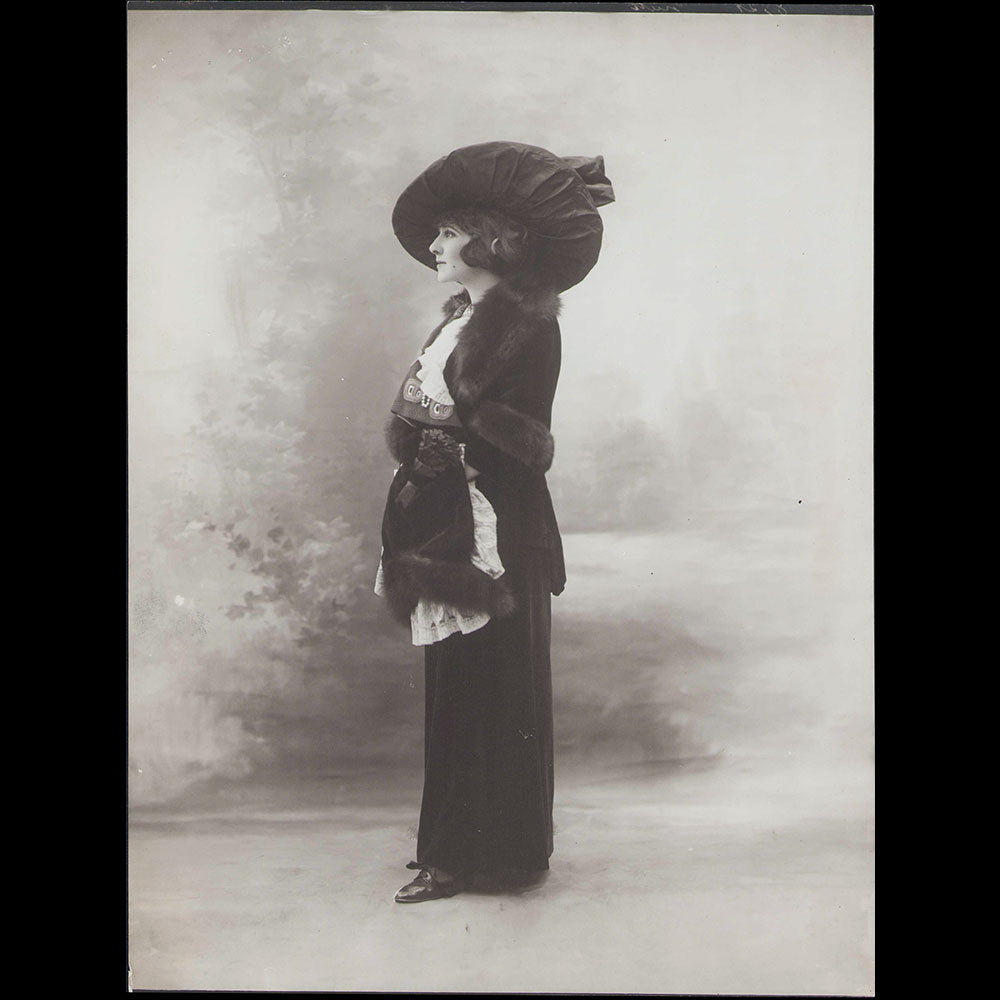 Paquin - Modèle Chronique porté par Lucienne Guett, photographie du studio Felix (circa 1910)