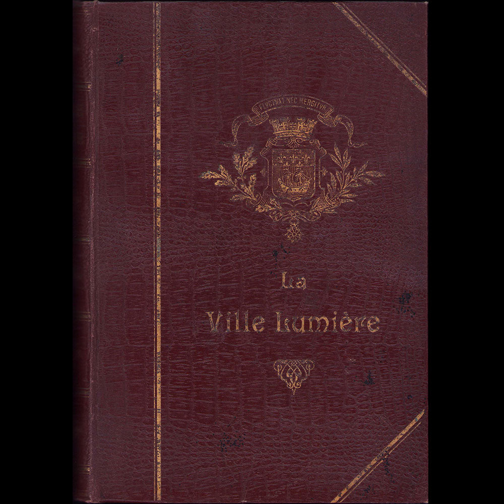 Paris, La Ville Lumière (1909)