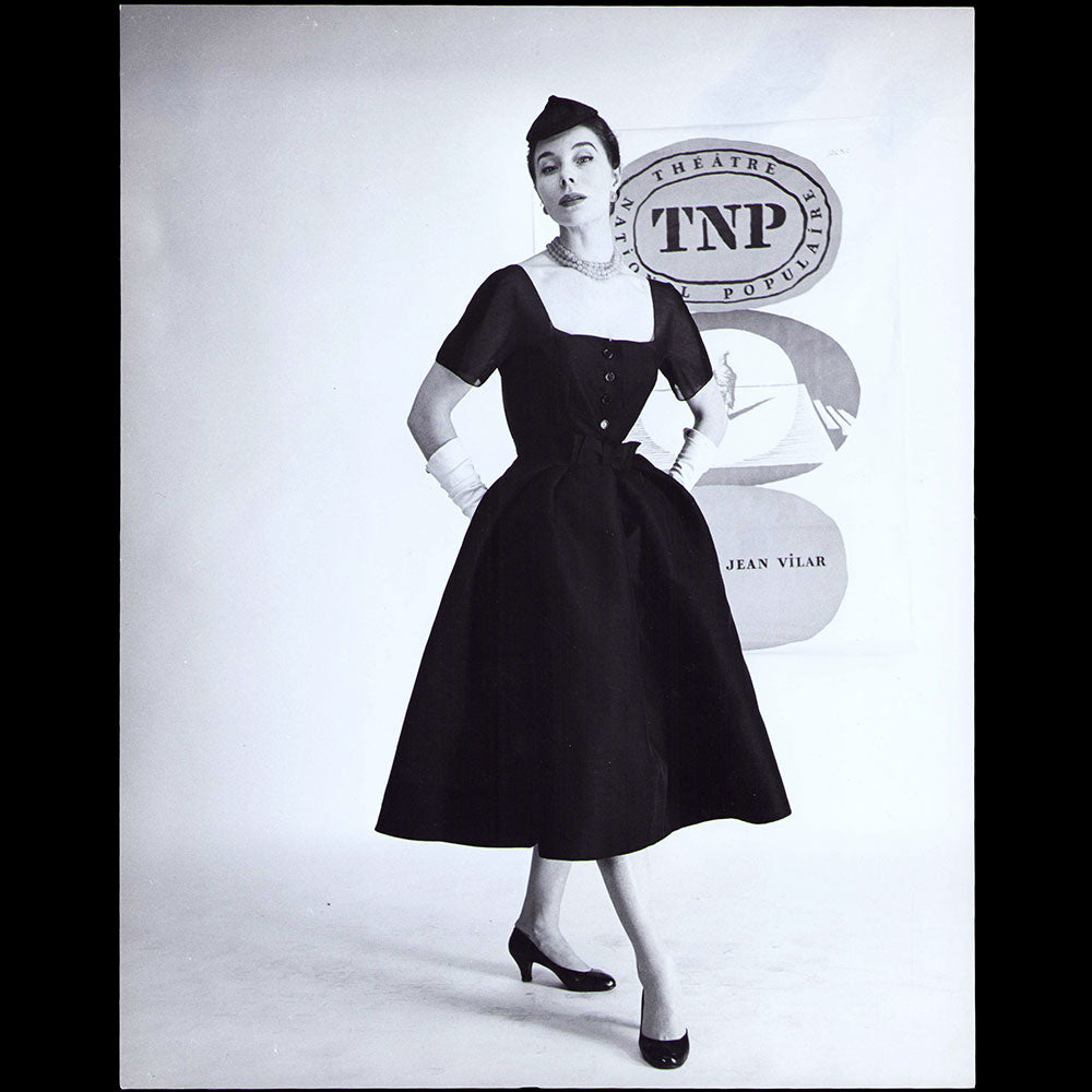 Patou - Robe de jour en tissu Robert Perrier (1952)