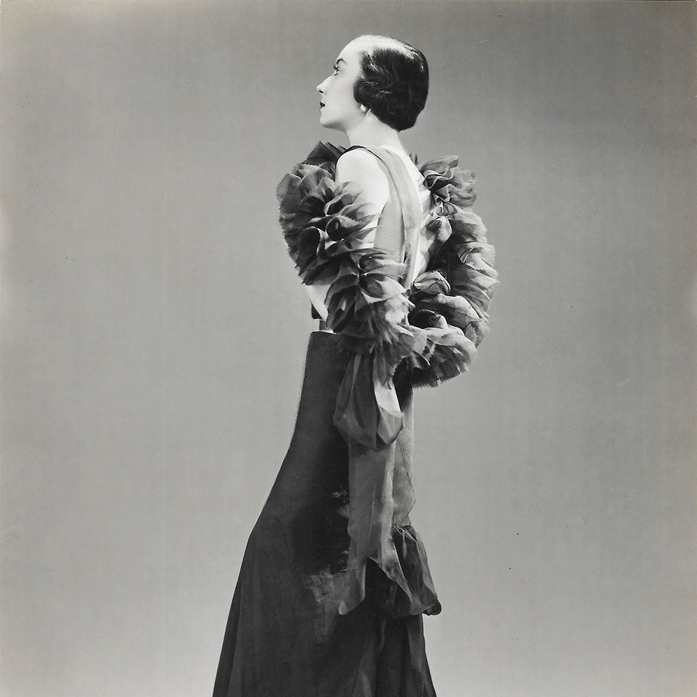 Robert Piguet - Robe en organza portée par la Comtesse Grabbe, tirage de Dorvyne (1934)