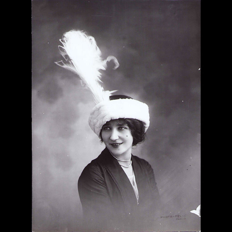 Eliane - Chapeau porté par Alice Clairville, photographie du studio Felix (1910s)