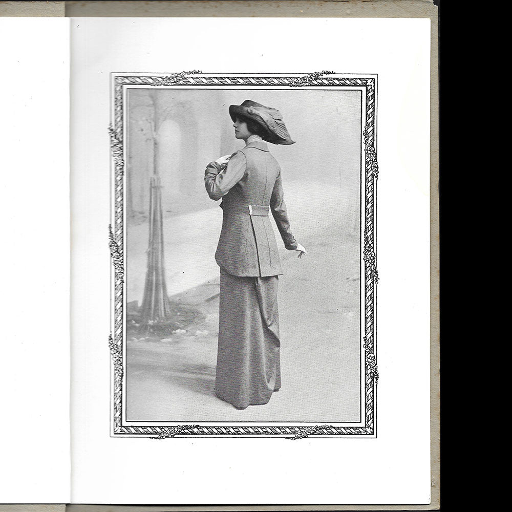 Kate Reily - Dressing England's Gentlewomen,  11 & 12 Dover Street Londres (1913)