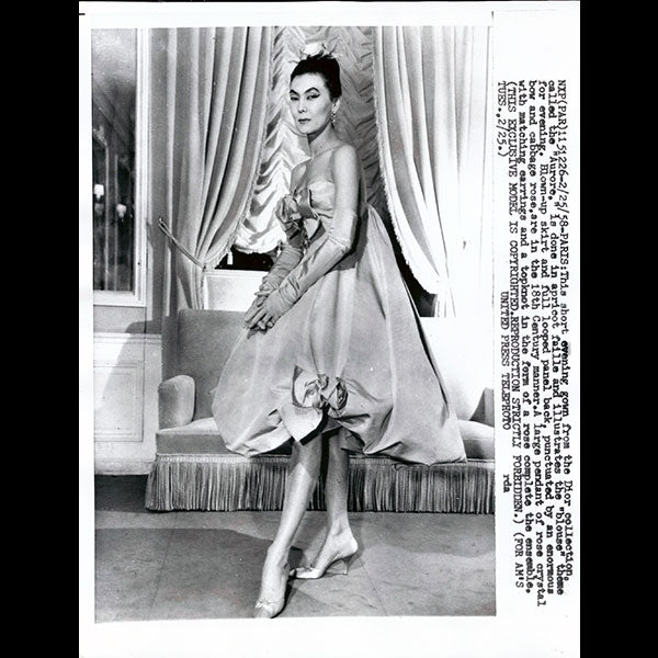 Christian Dior - Aurore, robe de soirée en faille abricot (1958)