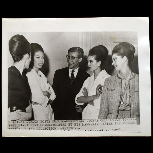 Yves Saint Laurent  et ses mannequins chez Christian Dior (1959 et 1960)
