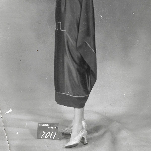 Vionnet - Robe brodée d'un motif grec (1924)