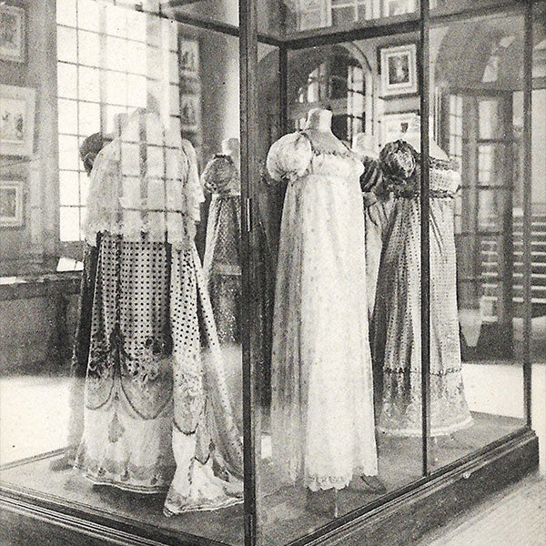 Musée Carnavalet - Robes Ier Empire (circa 1925)