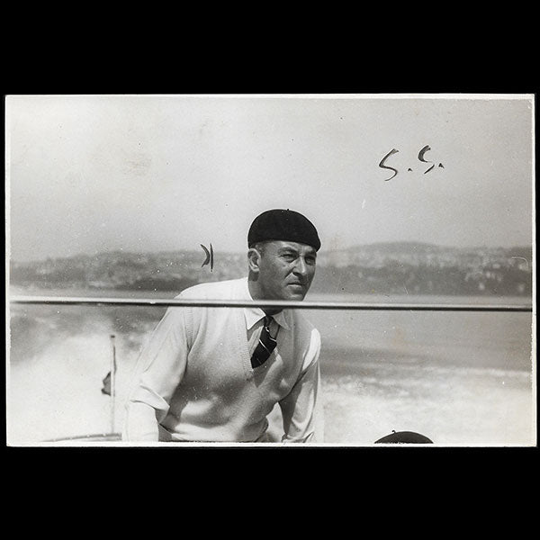Jean Patou - Portrait photographique du couturier en bateau (1930)