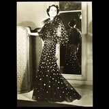 Robe de Lucien Lelong, photographie d'époque du studio Anzon (circa 1935)