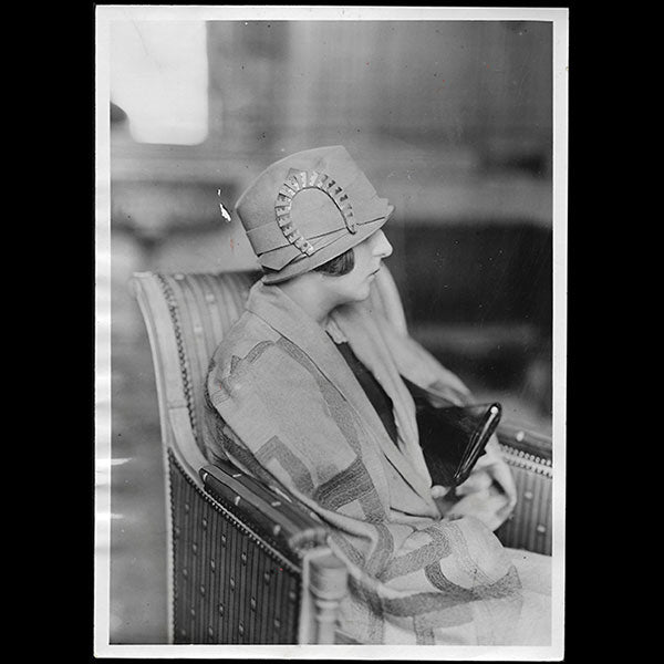 Marthe Regnier - Chapeau Bonne Chance, photographie de Thérèse Bonney (1925)