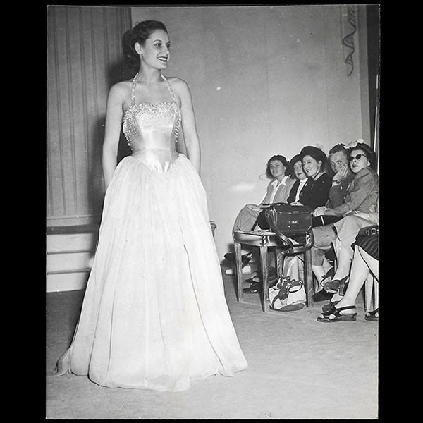 Maggy Rouff - Jacqueline Donny, Miss Europe, mannequin de la maison de couture (1948)