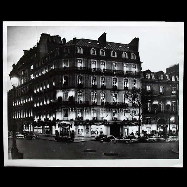Christian Dior, 30 avenue Montaigne, vue nocturne (1965)