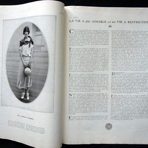 Vogue France (1er juillet 1923), couverture de George Plank