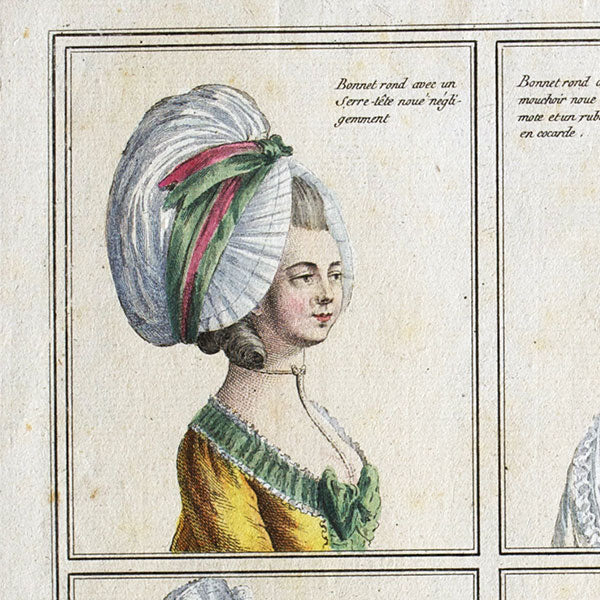 Gallerie des Modes et Costumes Français, 1778-1787, gravure n° B 10, Bonnet rond avec un serre-tête (1778)