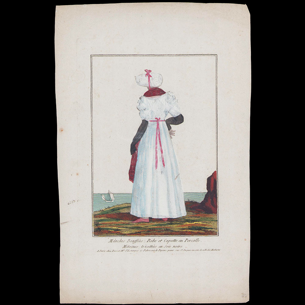 Basset - Manches Bouffées : Robe et Capotte en Percalle. Mitaines tricotées en soie noire (circa 1795)