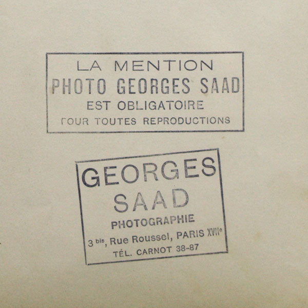 La comtesse Grabbe portant un tailleur de lainage, photographie d'époque de Georges Saad (circa 1935)