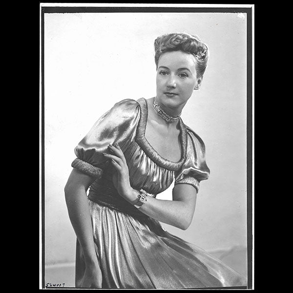 Jeanne Lanvin - Robe du soir, collier de Mauboussin (1939)