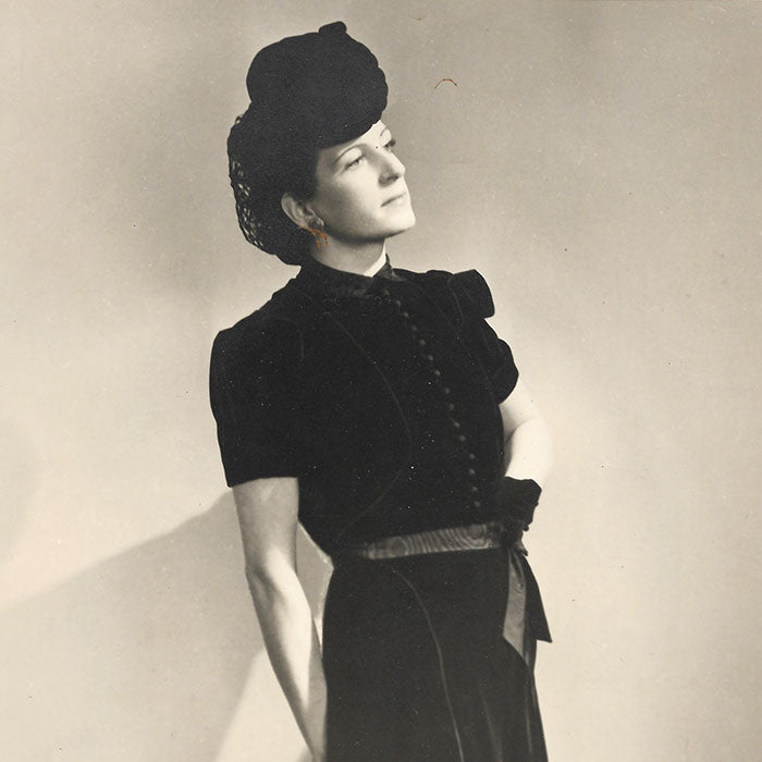 Jean Desses - Robe de velours, tirages du studio Waroline (circa 1940s)