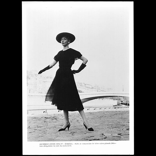 Chanel - Robe de mousseline pour l'Automne-Hiver 1956-1957