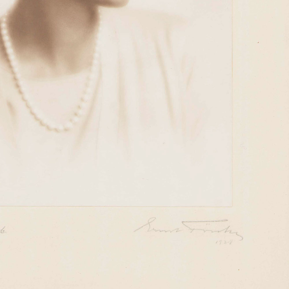 Caroline Reboux - Portrait de Lucienne Rabaté par Ernst Förster (1928)