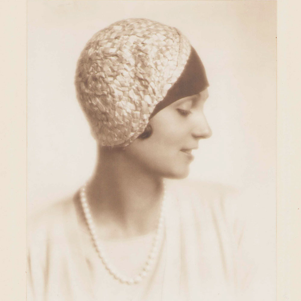 Caroline Reboux - Portrait de Lucienne Rabaté par Ernst Förster (1928)
