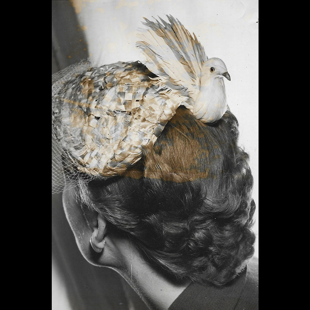 Gilbert Orcel - Colombe, chapeau de paille tressé (1952)