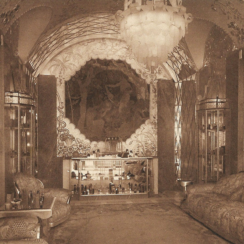 Richard Hudnut - Vue du salon de la boutique 20 rue de la Paix à Paris (circa 1927)