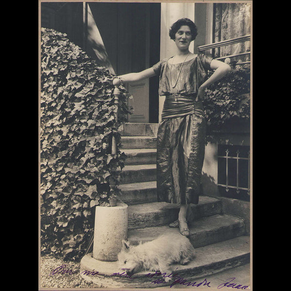Jeanne Dirys Iribe, photographie avec envoi de l'actrice à sa mère (circa 1918-1922)