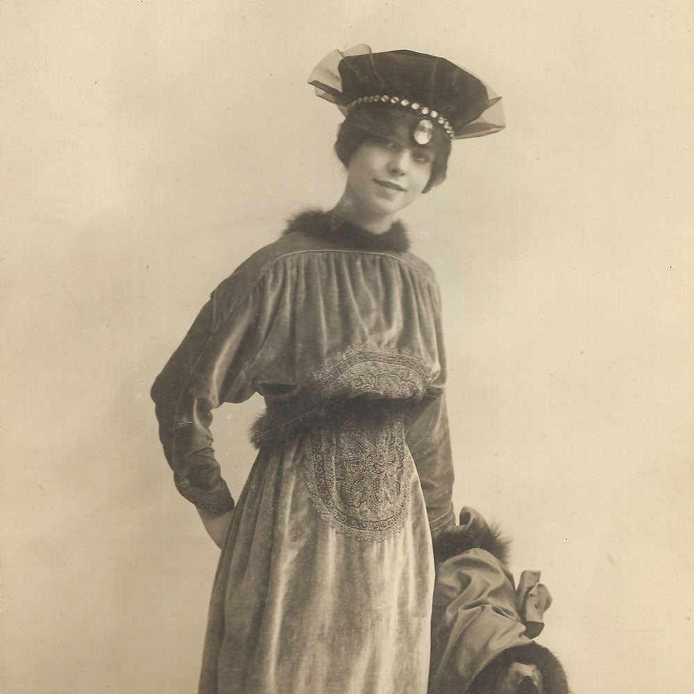 Lanvin - Le mannequin Aimée, photographie de Paul Nadar (1913)