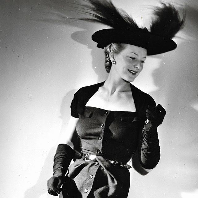 Lucien Lelong - robe, photographie d'Erik Holmen (1946)