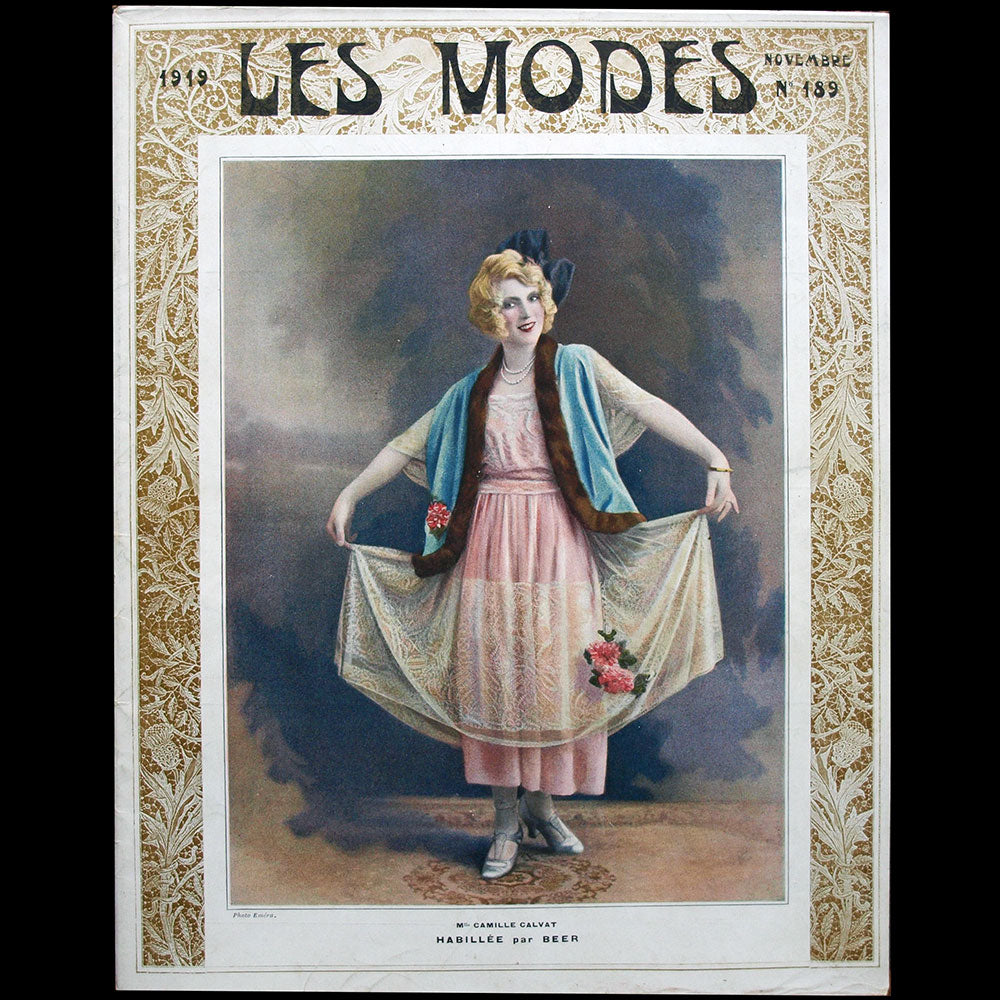 Les Modes, n°189 (novembre 1919), Mlle Camille Calvat habillée par Beer