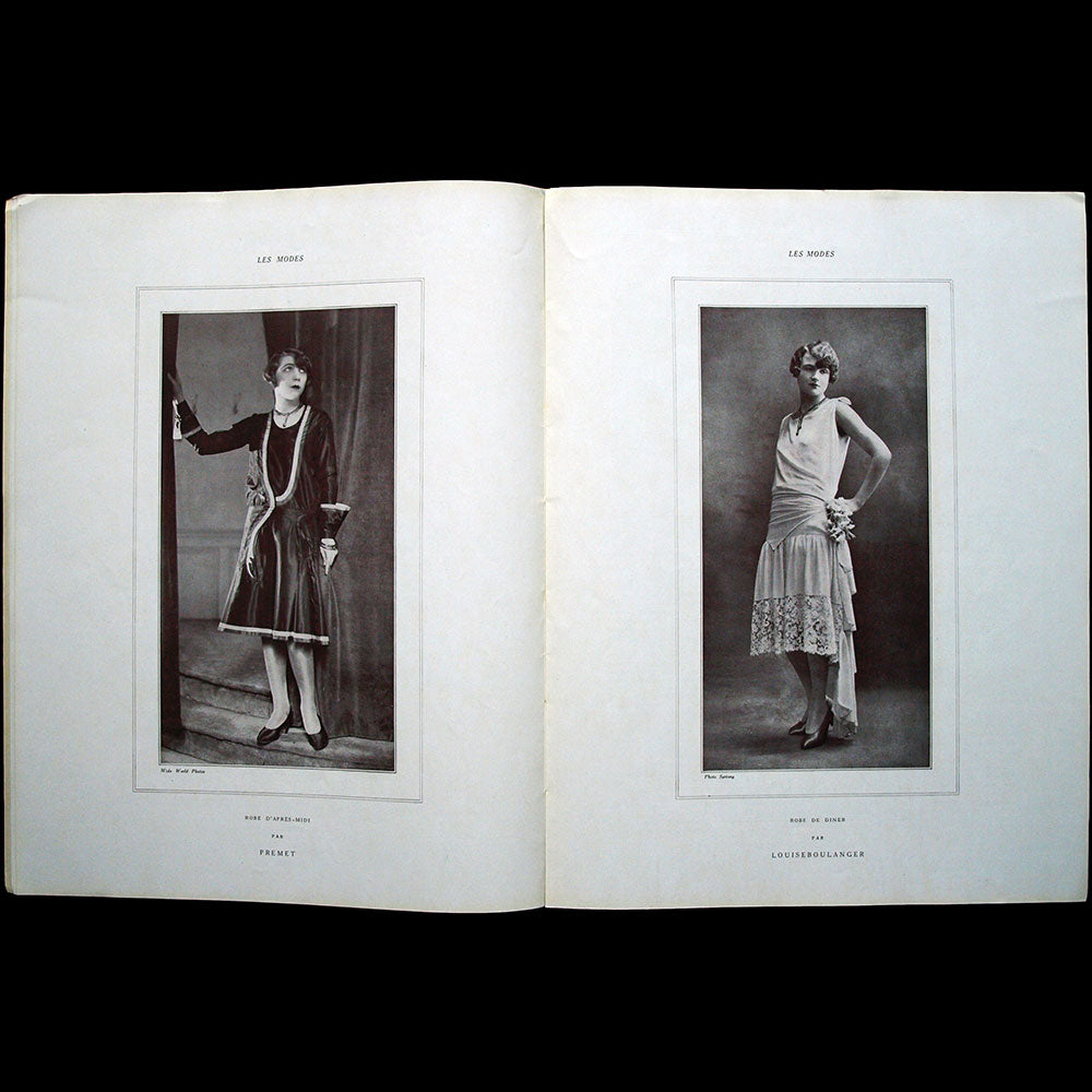 Les Modes n°297 (février 1929), couverture de Reutlinger d'un modèle de A la Reine d'Angleterre