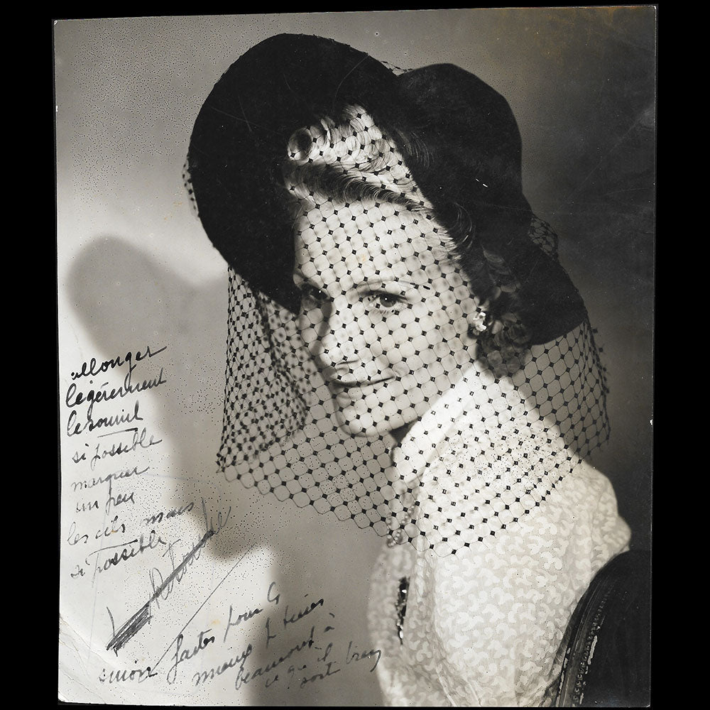 Jane Blanchot - Elégante au chapeau - tirage de Philiberte de Flaugergues (1942)