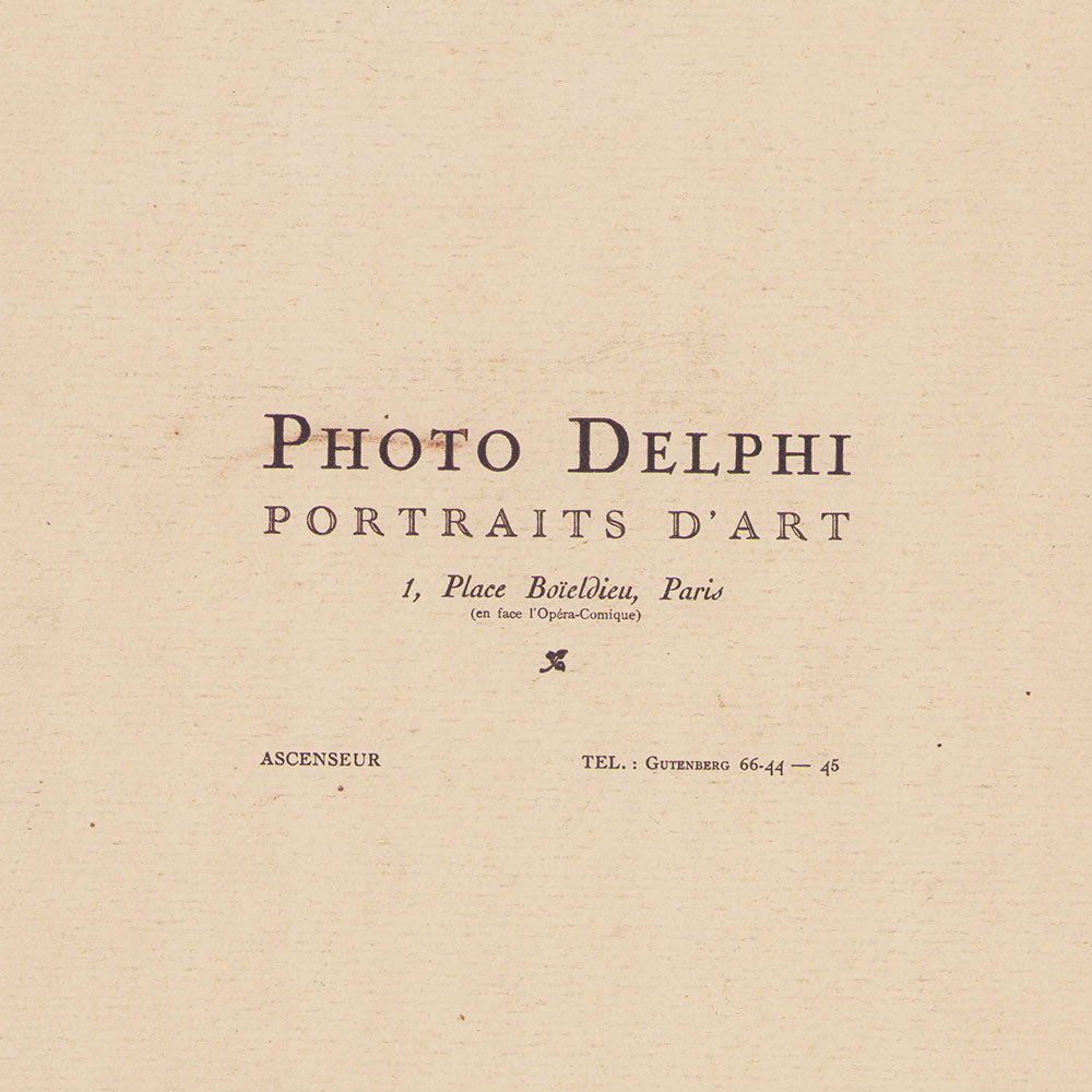 Lewis - Portrait d'Andrée Spinelly, photographie de Delphi (1920)