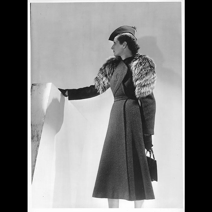 Robert Piguet - Manteau en lainage bordé de fourrure (1937)