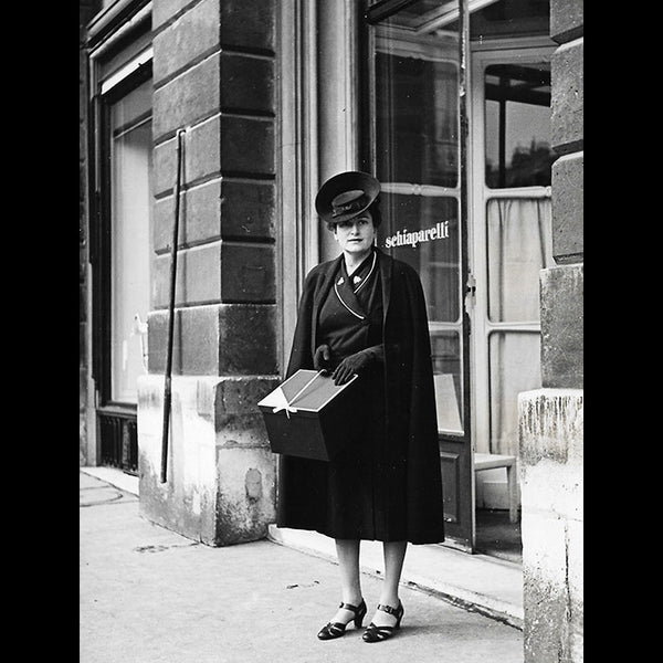 Elsa Schiaparelli - Boutique de la Place Vendôme (circa 1930s)