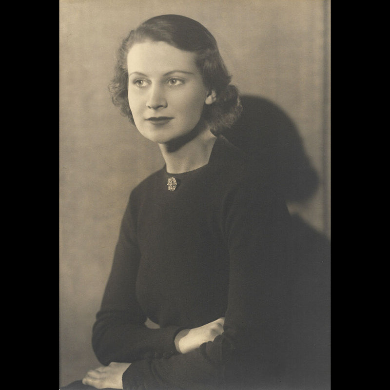 Paul Tanqueray - Portrait d'une élégante (1930s)