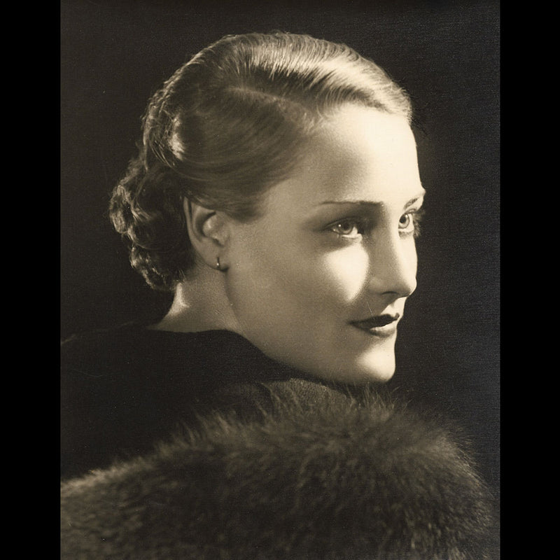Paul Tanqueray - Portrait d'une élégante (1930s)